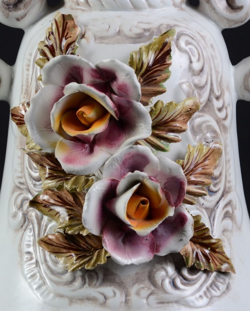 Uroczy wazon na kwiaty porcelana Portugal.- 421
