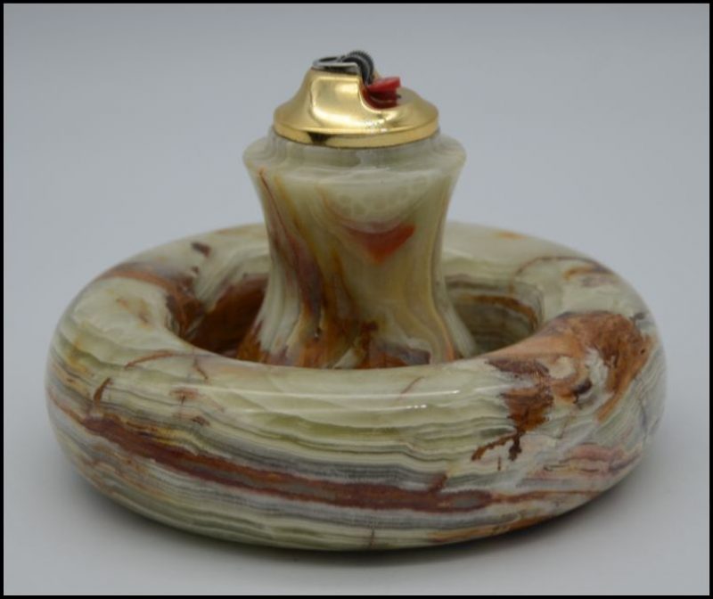 Stylowy zestaw zapalniczka popielnica onyx 1402